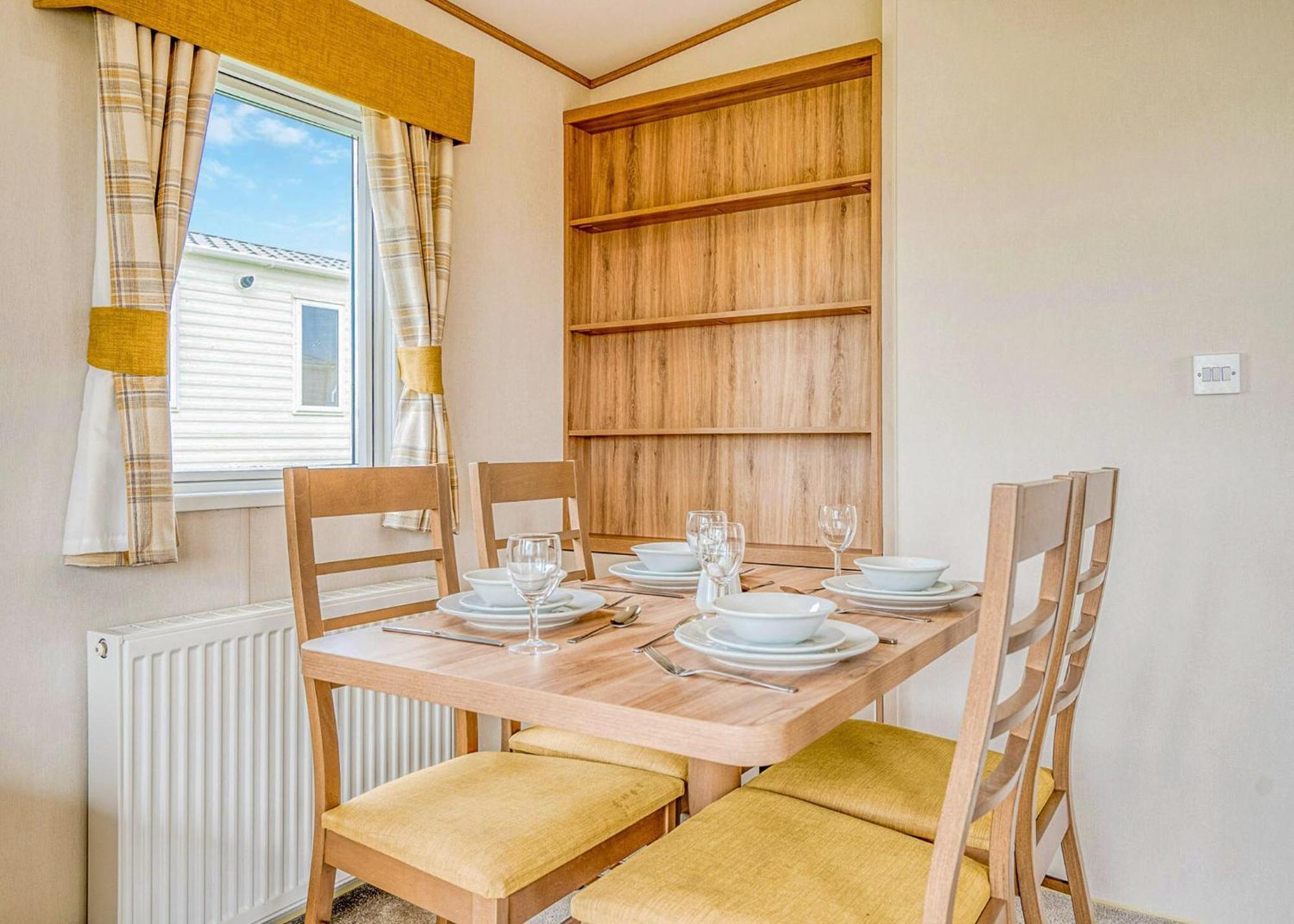 Meadow Lakes Holiday Park Сейнт Остел Екстериор снимка