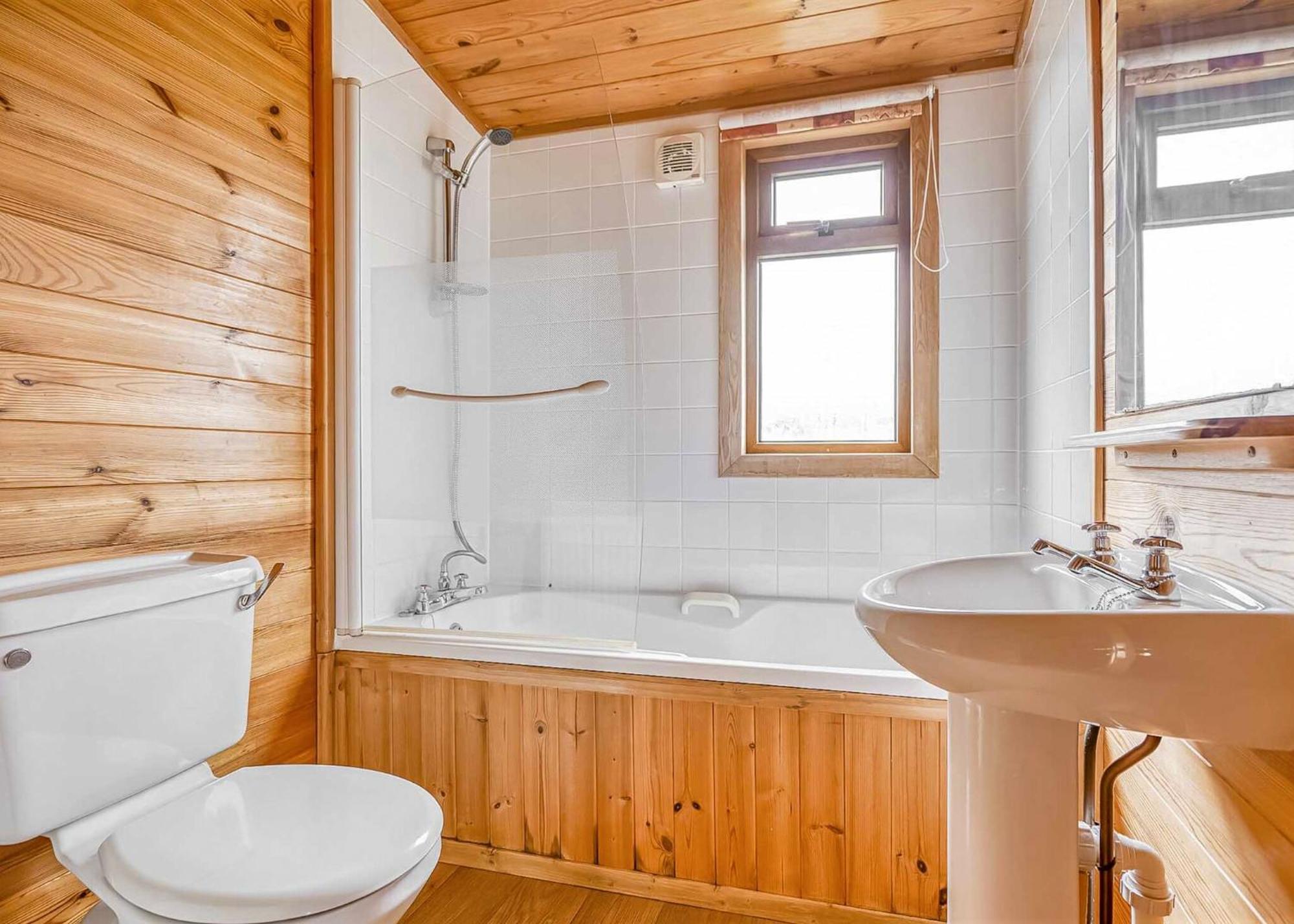Meadow Lakes Holiday Park Сейнт Остел Екстериор снимка