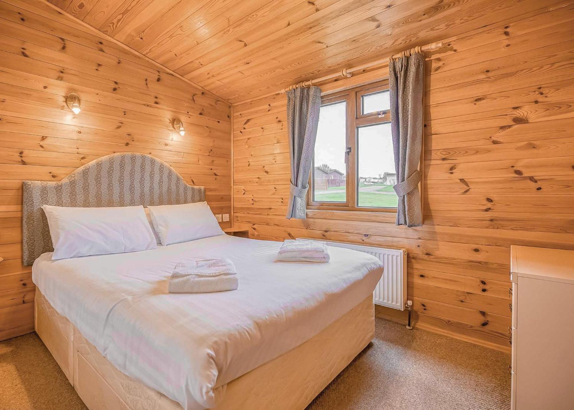 Meadow Lakes Holiday Park Сейнт Остел Екстериор снимка