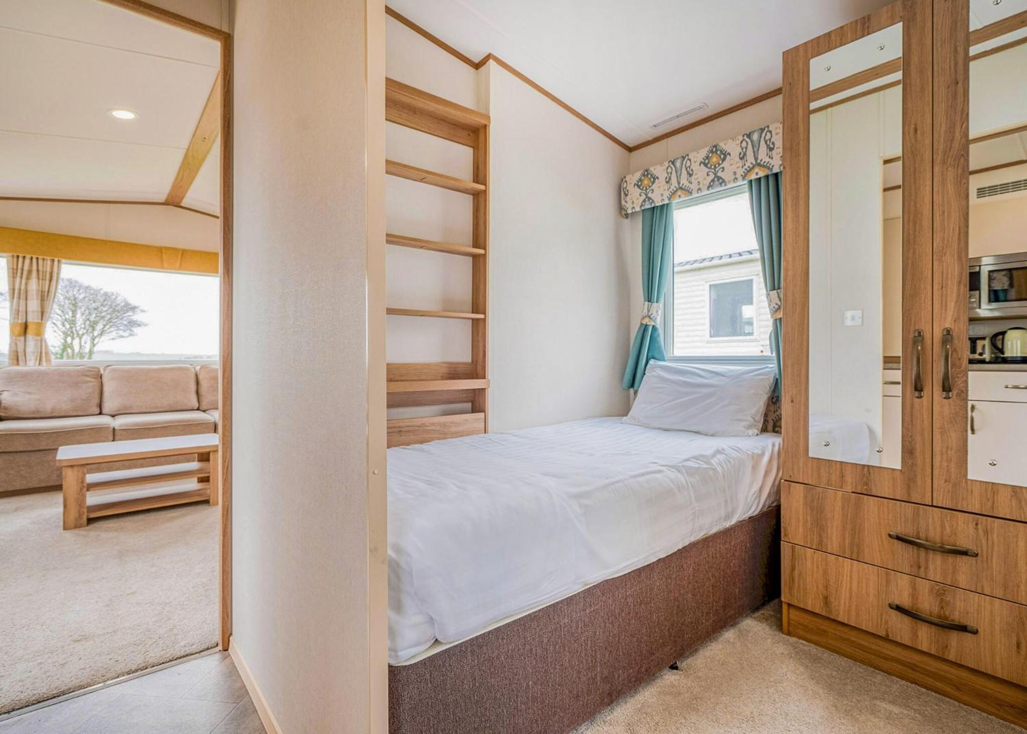 Meadow Lakes Holiday Park Сейнт Остел Стая снимка