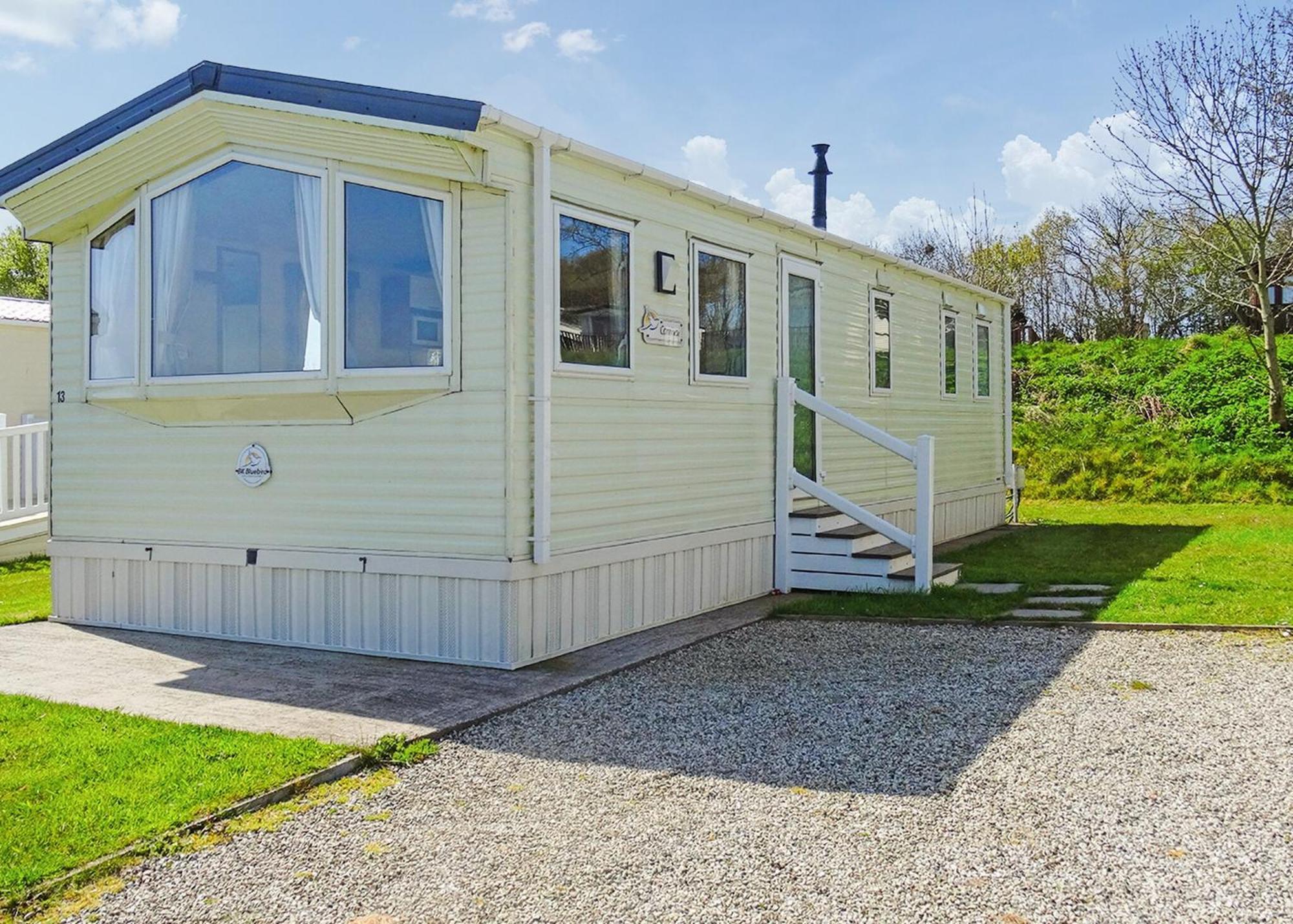 Meadow Lakes Holiday Park Сейнт Остел Екстериор снимка