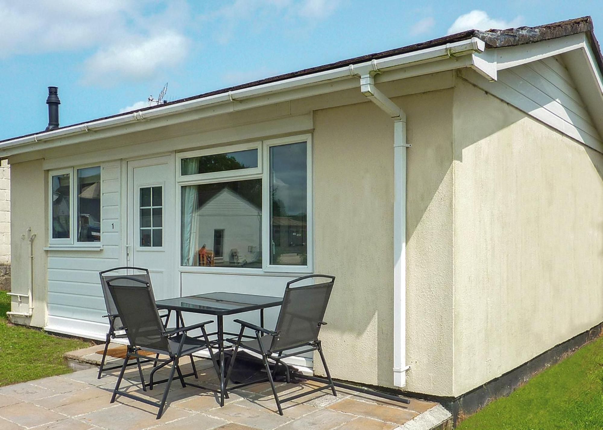 Meadow Lakes Holiday Park Сейнт Остел Екстериор снимка